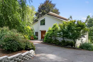 21 Hillside Ct, Suffern, NY 10901 - Photo 8