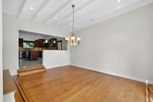 21 Hillside Ct, Suffern, NY 10901 - Photo 12