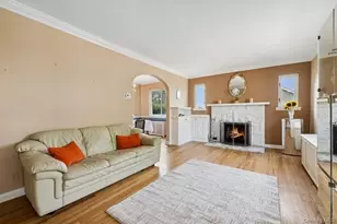 50-06 Marathon Pkwy, Little Neck, NY 11362 - Photo 8