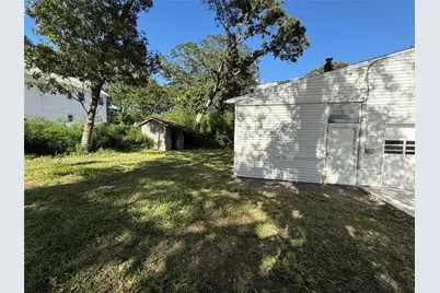 83 Smith Lane, Medford, NY 11763 - Photo 6