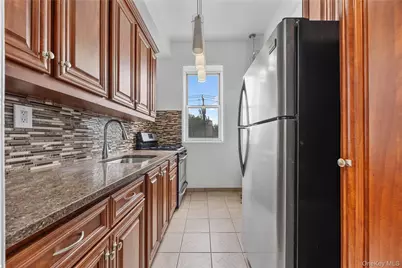 355 Bronx River Road #1i, Yonkers, NY 10704 - Photo 8