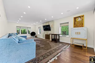 115-18 Mayfair Rd, Kew Gardens, NY 11418 - Photo 10