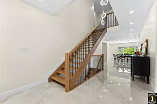 115-18 Mayfair Rd, Kew Gardens, NY 11418 - Photo 4