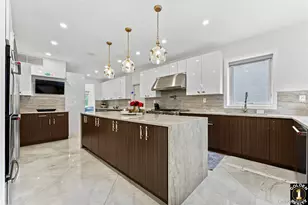 115-18 Mayfair Rd, Kew Gardens, NY 11418 - Photo 14