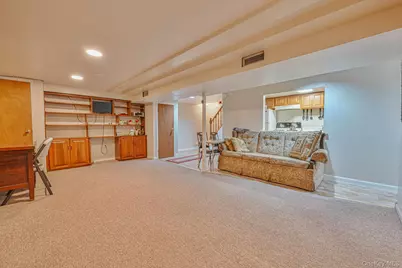 225-15 147 Avenue, Rosedale, NY 11413 - Photo 22