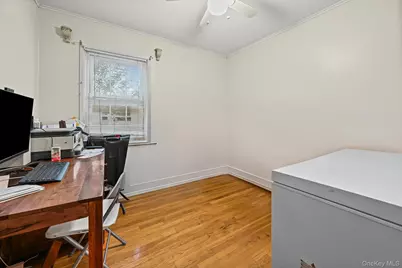 225-15 147 Avenue, Rosedale, NY 11413 - Photo 16