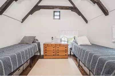 17 Valley Road, Larchmont, NY 10538 - Photo 16