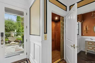 353 Centre Island Rd, Oyster Bay, NY 11771 - Photo 22