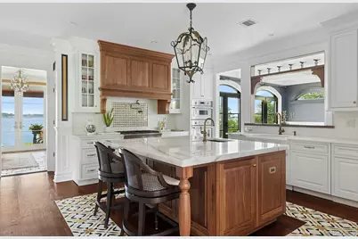 353 Centre Island Road, Oyster Bay, NY 11771 - Photo 4