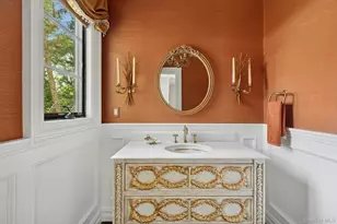 353 Centre Island Rd, Oyster Bay, NY 11771 - Photo 20