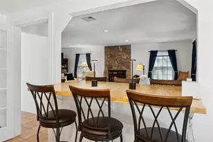 21 Windwood Ct, Westhampton, NY 11977 - Photo 16