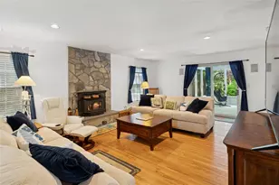 21 Windwood Ct, Westhampton, NY 11977 - Photo 12