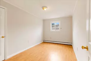 97 Lombardy Dr, Shirley, NY 11967 - Photo 8