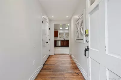 11 Brookview Boulevard, Chestnut Ridge, NY 10977 - Photo 2