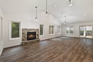 11 Brookview Blvd, Chestnut Ridge, NY 10977 - Photo 8