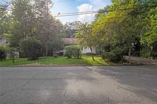11 Brookview Blvd, Chestnut Ridge, NY 10977 - Photo 24