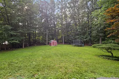 11 Brookview Boulevard, Chestnut Ridge, NY 10977 - Photo 22