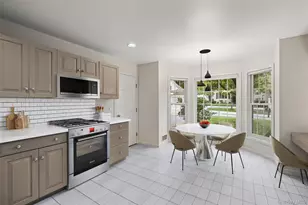 18 Cross River Rd, Mount Kisco, NY 10549 - Photo 12