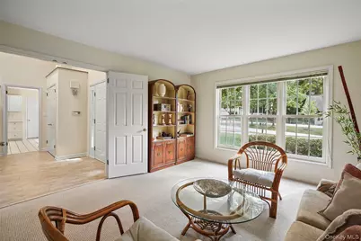 18 Cross River Road, Mount Kisco, NY 10549 - Photo 4