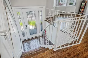 6 Holly Rd, Oakdale, NY 11769 - Photo 12