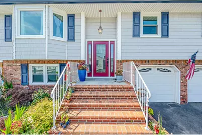 6 Holly Road, Oakdale, NY 11769 - Photo 4