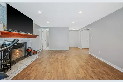 6 Holly Road, Oakdale, NY 11769 - Photo 32