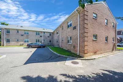 4 S Forrest Avenue #B, Rockville Centre, NY 11570 - Photo 4