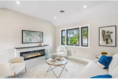 31 Kalda Lane, Plainview, NY 11803 - Photo 12