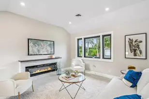 31 Kalda Ln, Plainview, NY 11803 - Photo 12