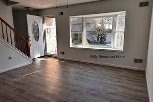 26 Fairway Ln, New York, NY 10301 - Photo 4