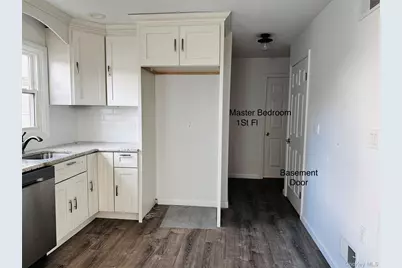 26 Fairway Lane, New York, NY 10301 - Photo 10