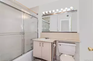 3333 Henry Hudson Pkwy, Bronx, NY 10463 - Photo 12