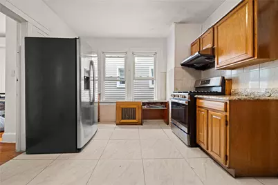 12141 6th Avenue, College Point, NY 11356 - Photo 28