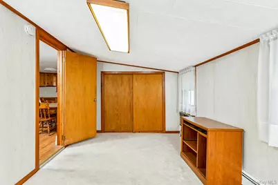 261 Elm Road W, Mastic Beach, NY 11951 - Photo 10