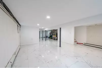 2857 Lawton Avenue, Bronx, NY 10465 - Photo 26