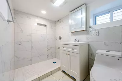 2857 Lawton Avenue, Bronx, NY 10465 - Photo 28