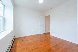 2857 Lawton Ave, Bronx, NY 10465 - Photo 12