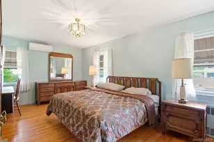 1001 N 4th St, New Hyde Park, NY 11040 - Photo 12