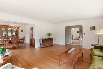 1001 N 4th Street, New Hyde Park, NY 11040 - Photo 4