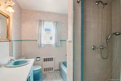 1001 N 4th Street, New Hyde Park, NY 11040 - Photo 10