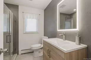 279 Mary Lou Ave, Yonkers, NY 10703 - Photo 20