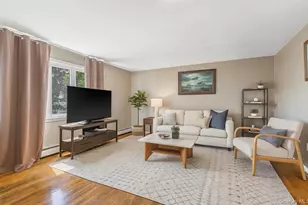 279 Mary Lou Ave, Yonkers, NY 10703 - Photo 2