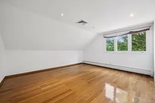 1016 Channel Dr, Hewlett, NY 11557 - Photo 16