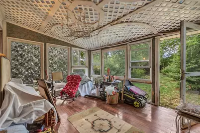 85 Robert Street, Patchogue, NY 11772 - Photo 24