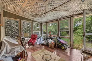 85 Robert St, Patchogue, NY 11772 - Photo 24