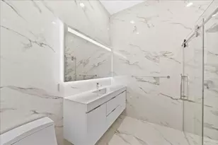 10 Morley Ct, Albertson, NY 11507 - Photo 36