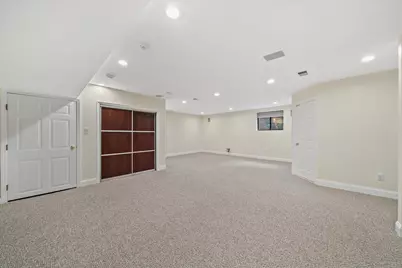 10 Morley Court, Albertson, NY 11507 - Photo 28