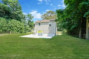 25 Cherry Ln, Wading River, NY 11792 - Photo 30