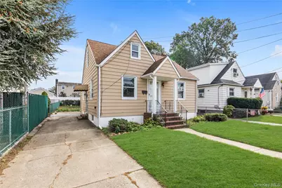 191 Litchfield Avenue, Elmont, NY 11003 - Photo 2