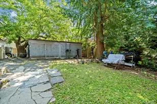 452 Howe Ave, Bronx, NY 10473 - Photo 8